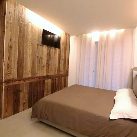Smile Accomodation * Aosta